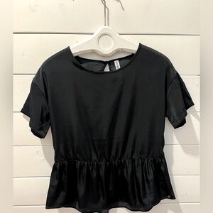 🖤 Black Ruffled Hem Blouse – RIPZONE – Size S/P